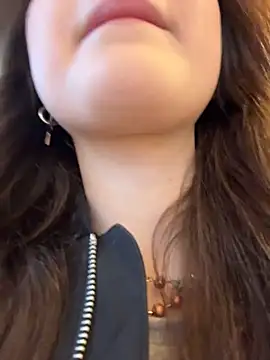 Peachy Dream online show from April 12, 4:12 pm