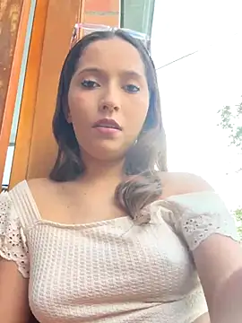 Penelope-Hot online show from November 10, 9:25 pm