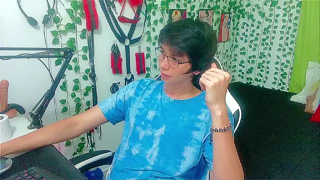 Andy gray online show from March 1, 4:42 pm