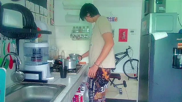 Andy gray online show from April 16, 11:33 am