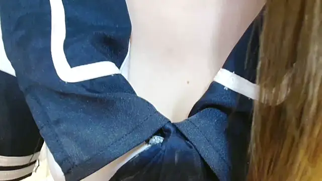 Snapshot of tsukuyomityan1 chatting on February 18, 5:42 am tsukuyomityan1 online show from February 18, 5:42 am