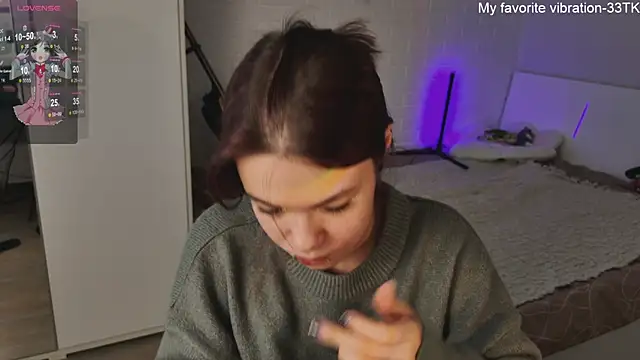 Snapshot of ValBae chatting on January 20, 12:39 pm ValBae online show from January 20, 12:39 pm