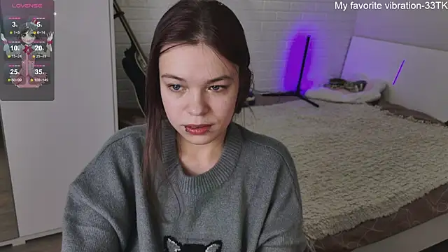 Snapshot of ValBae chatting on January 21, 3:32 pm ValBae online show from January 21, 3:32 pm