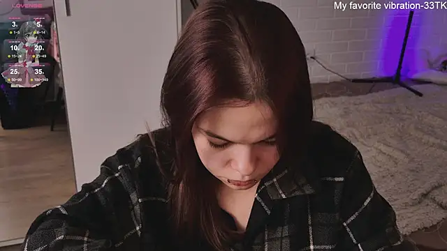 Snapshot of ValBae chatting on January 24, 11:59 am ValBae online show from January 24, 11:59 am