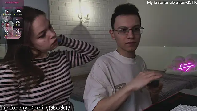 Snapshot of ValBae chatting on February 18, 9:21 am ValBae online show from February 18, 9:21 am