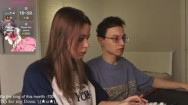 Snapshot of ValBae chatting on March 13, 10:26 am ValBae online show from March 13, 10:26 am