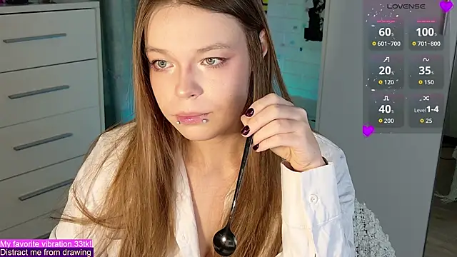 Snapshot of ValBae chatting on September 28, 8:03 pm ValBae online show from September 28, 8:03 pm