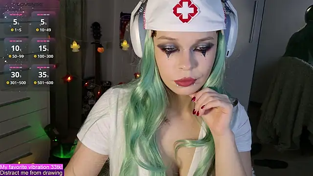 ValBae online show from October 31, 8:43 pm