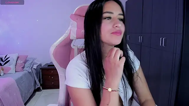 Tinylottie online show from October 31, 11:55 am