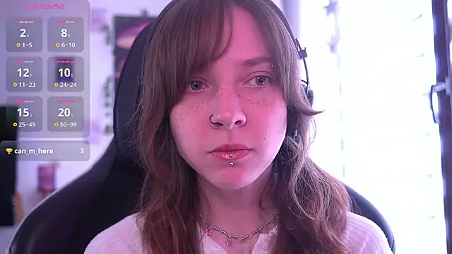 Snapshot of juliapie chatting on April 25, 9:01 am juliapie online show from April 25, 9:01 am