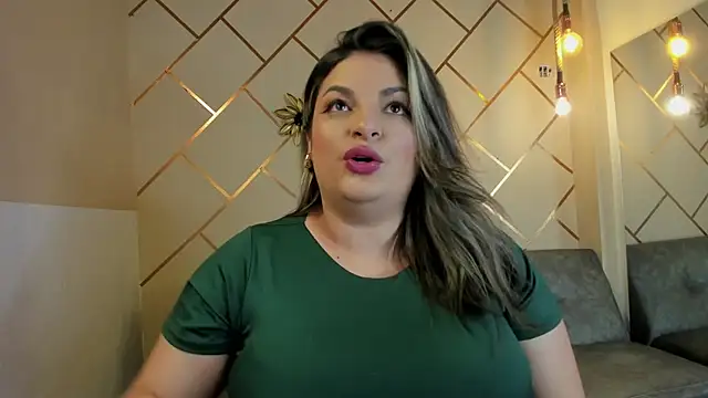 marianeporter   online show from June 19, 11:08 pm