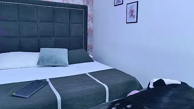 Mia-Monroe online show from January 12, 7:41 pm