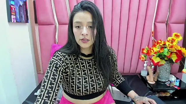 Sarah Hornny online show from March 1, 4:25 am