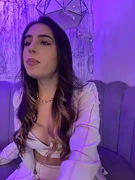 AbyThompson online show from December 22, 8:39 pm