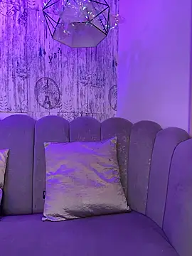 AbyThompson online show from January 11, 1:38 pm