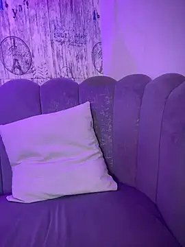 AbyThompson online show from March 22, 2:20 pm