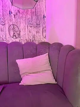 AbyThompson online show from March 28, 3:00 pm