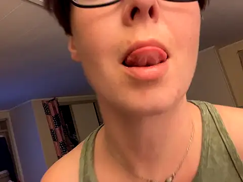 KatieBARBiE98 online show from November 24, 11:04 pm