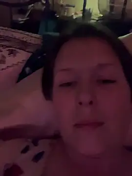 KatieBARBiE98 online show from April 14, 11:44 pm