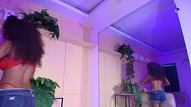 ashley lemus online show from January 24, 12:41 pm