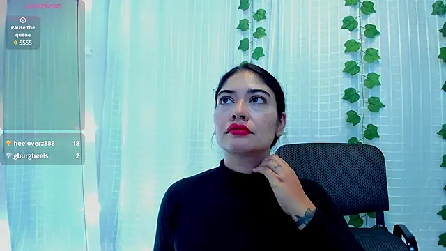 Madeleine  w online show from March 4, 1:49 pm