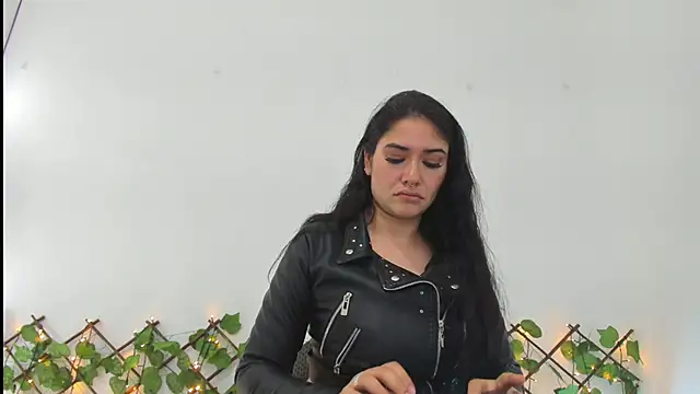 Madeleine  w online show from March 12, 5:17 pm