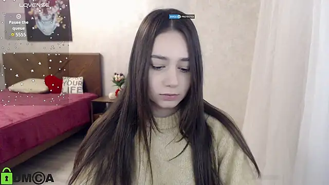 Snapshot of Mary_Moonlight chatting on December 8, 3:45 pm Mary Moonlight online show from December 8, 3:45 pm