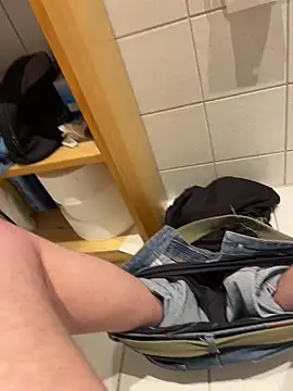 Snapshot of Michaela1222 chatting on February 16, 7:54 pm Michaela1222 online show from February 16, 7:54 pm