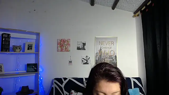 Snapshot of Sian__1 chatting on December 6, 12:38 pm Sian 1 online show from December 6, 12:38 pm