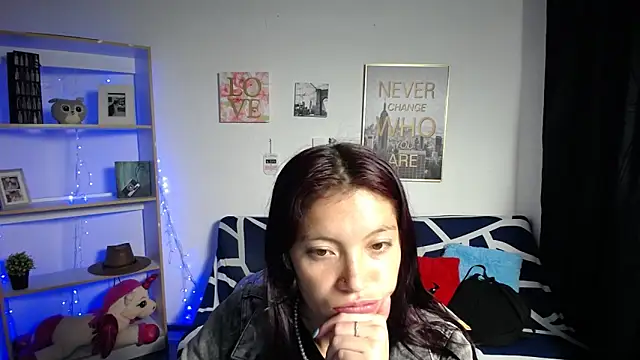 Snapshot of Sian__1 chatting on December 18, 12:29 pm Sian 1 online show from December 18, 12:29 pm