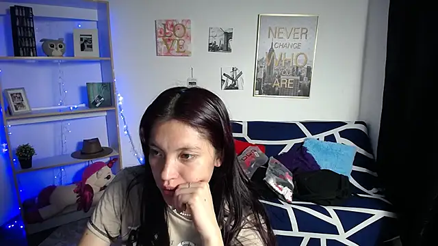 Snapshot of Sian__1 chatting on December 24, 12:11 pm Sian 1 online show from December 24, 12:11 pm