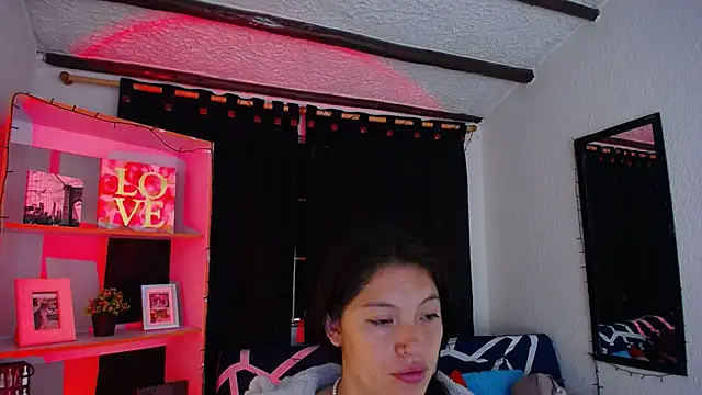Snapshot of Sian__1 chatting on February 21, 2:27 pm Sian 1 online show from February 21, 2:27 pm