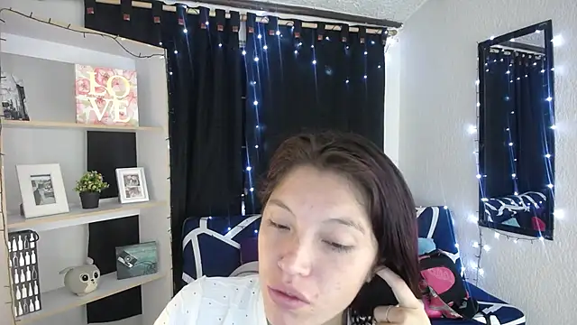 Snapshot of Sian__1 chatting on February 26, 2:25 pm Sian 1 online show from February 26, 2:25 pm