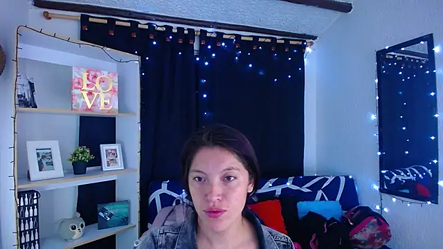 Snapshot of Sian__1 chatting on February 27, 2:32 pm Sian 1 online show from February 27, 2:32 pm