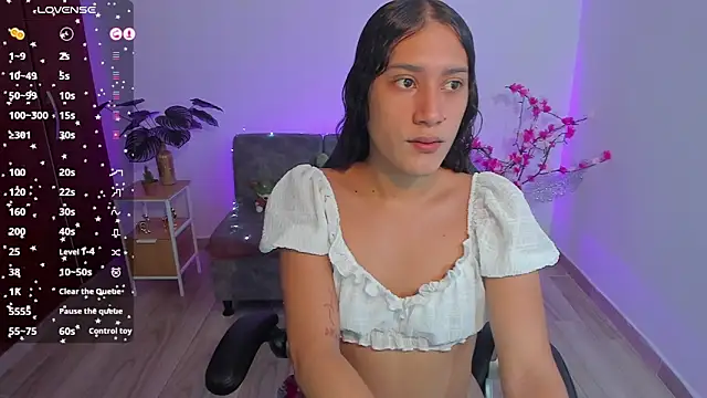 CamilaHarperr  online show from April 11, 9:57 am