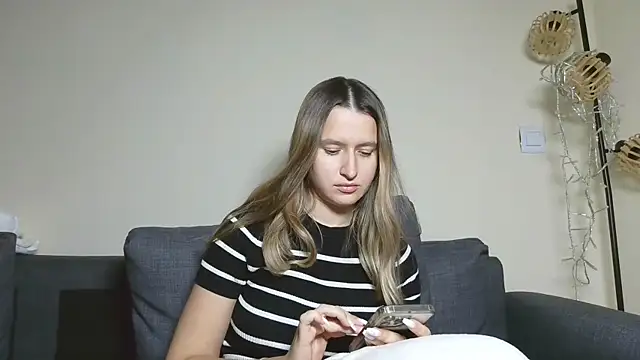 Submissive love online show from December 14, 7:03 pm