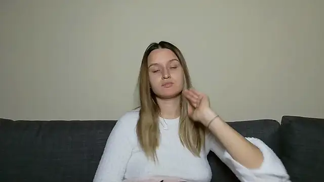 Submissive love online show from January 6, 8:39 pm