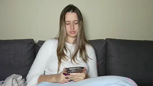 Submissive love online show from March 6, 12:43 am