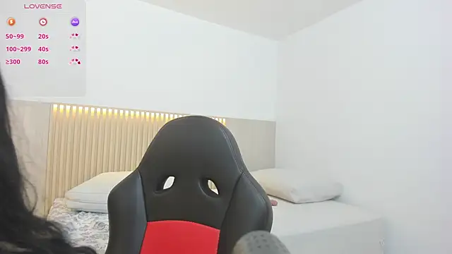 charlotte colee online show from March 15, 1:08 am