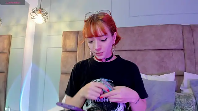 Snapshot of sweeet_peach chatting on March 9, 9:03 pm sweeet peach online show from March 9, 9:03 pm