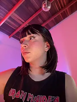 sweeet peach online show from May 12, 4:42 am