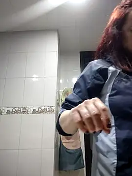 catalinamommyx online show from September 23, 1:30 am