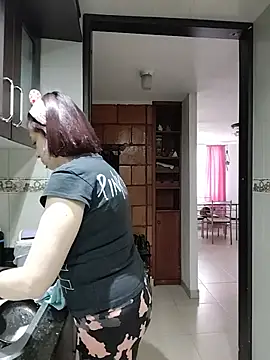 catalinamommyx online show from July 7, 6:56 pm