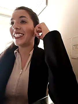 Bonny Klote online show from January 28, 3:57 pm