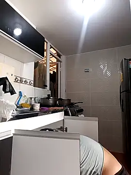 Bonny Klote online show from March 7, 3:28 pm