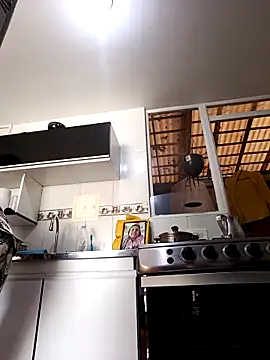 Bonny Klote online show from December 14, 2:11 pm