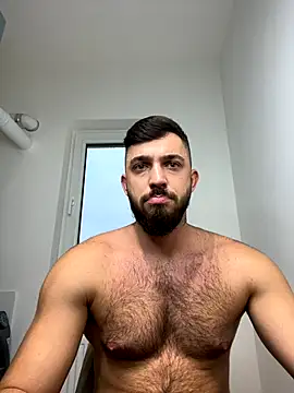 Snapshot of LoveIsBlind_ chatting on December 2, 5:48 am LoveIsBlind  online show from December 2, 5:48 am