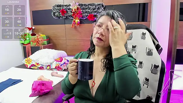 Madame Jay online show from January 8, 12:29 pm