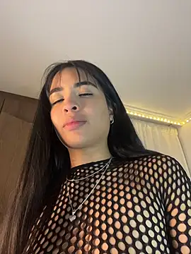 lina pink online show from March 8, 2:04 am