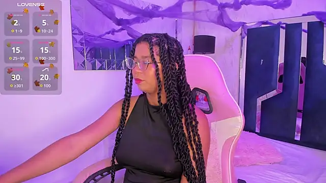 MilaHall  online show from October 28, 3:54 am